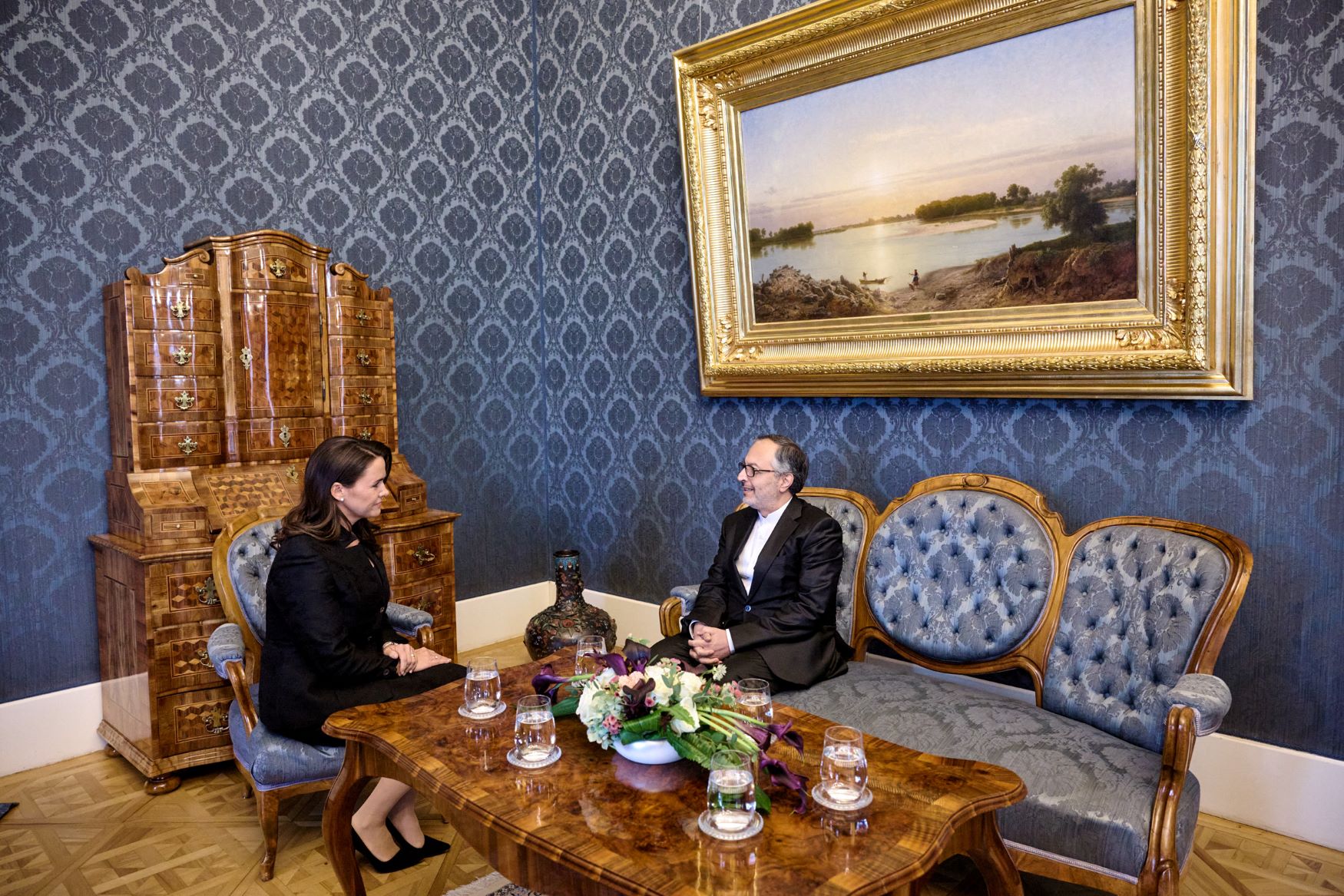 Novák Katalin és az iráni nagykövet