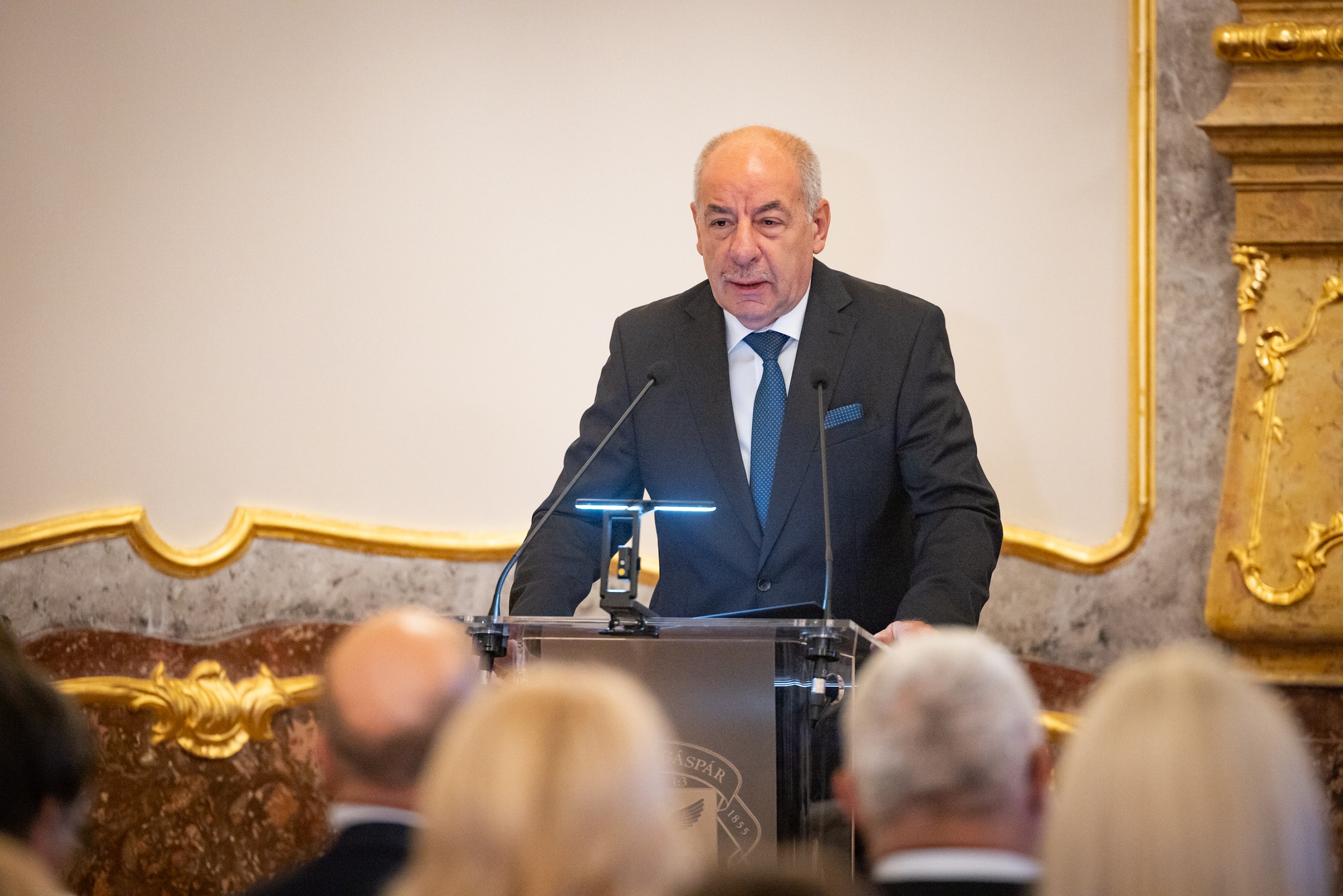 Polgári közjegyzőség 150