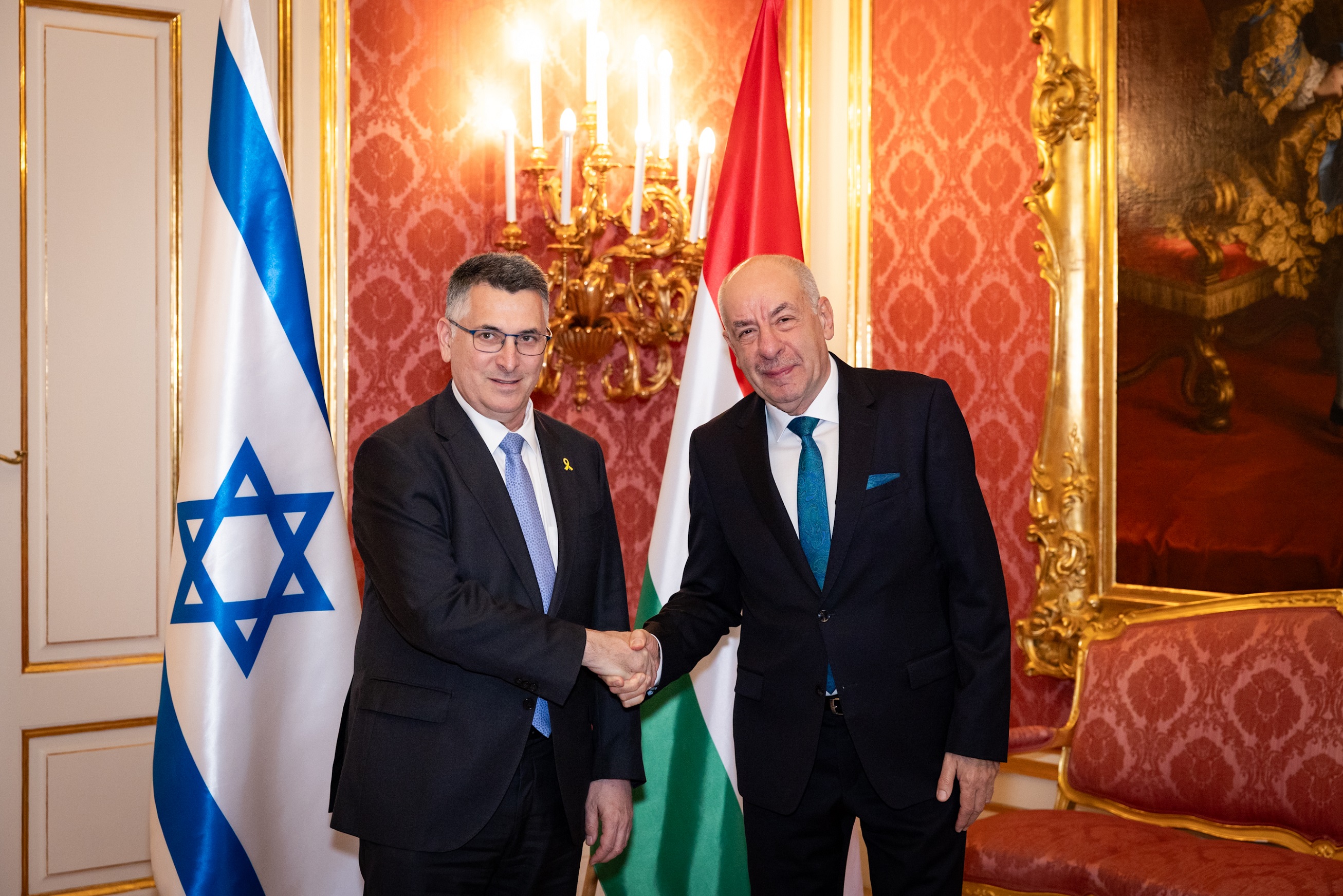 Az izraeli külügyminiszter a Sándor-palotában