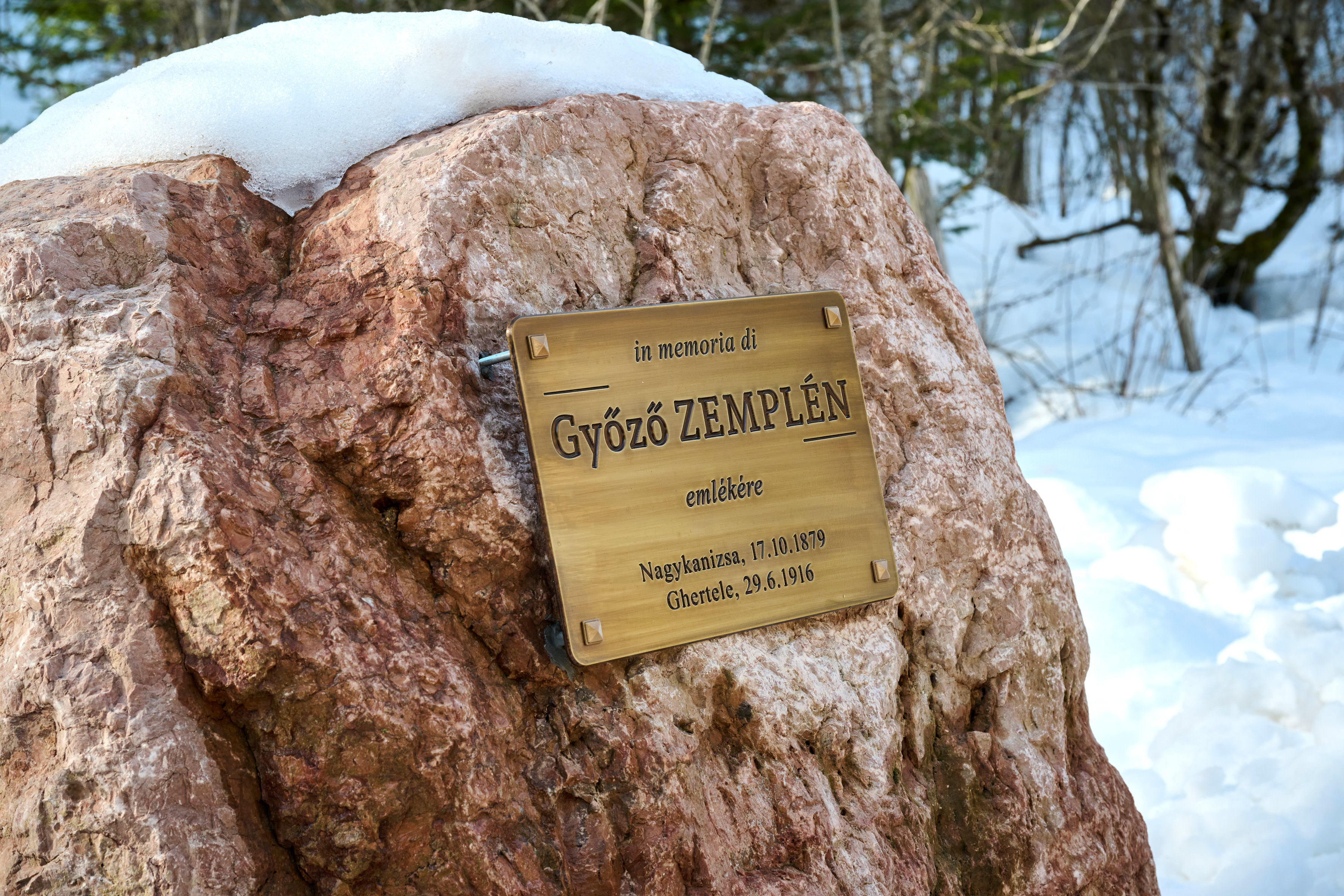 Emlékezés Zemplén Győző fizikusra, önkéntes tüzértisztre Asiagóban