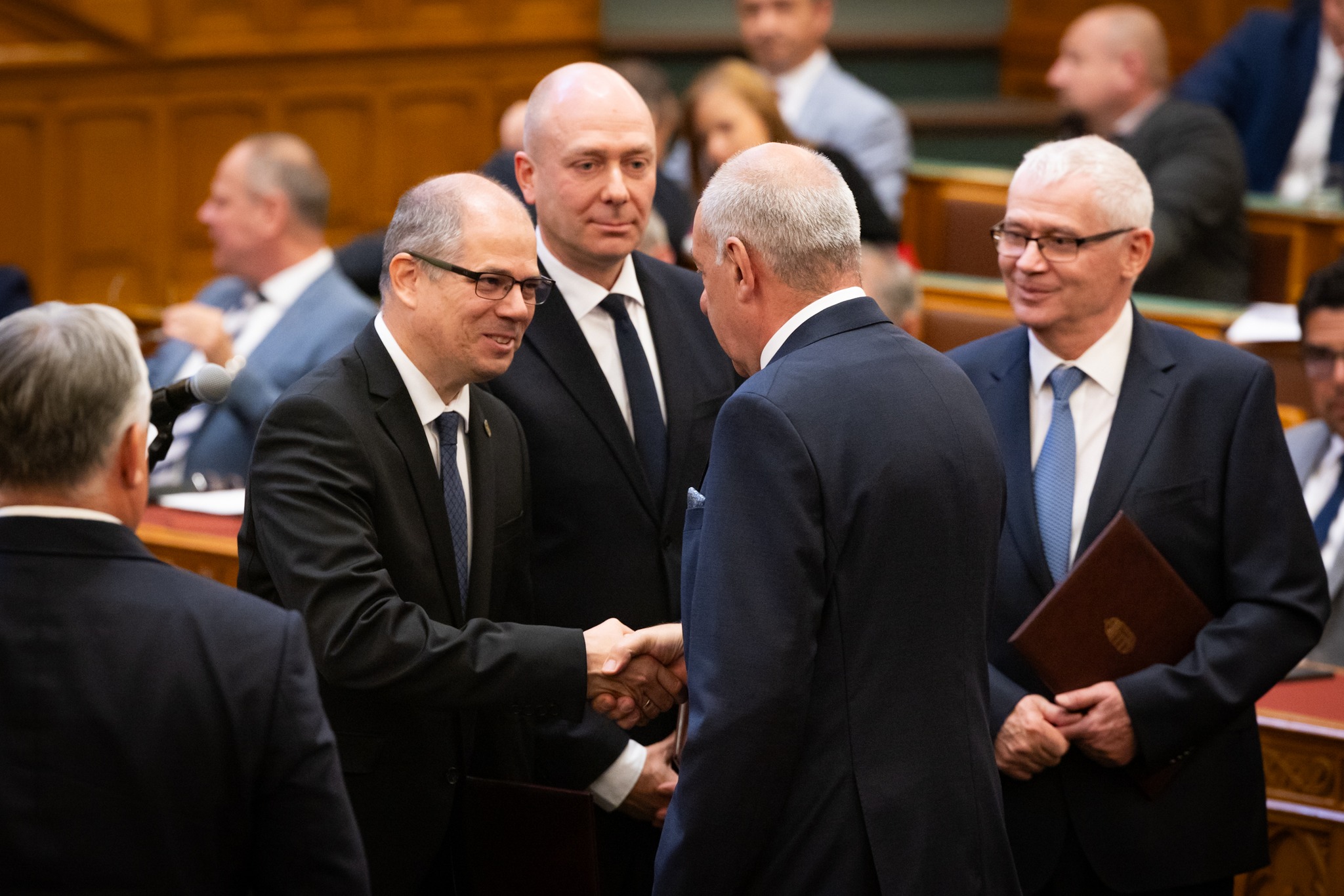 Parlamenti szavazás LÜ, AB 2025.06.11.