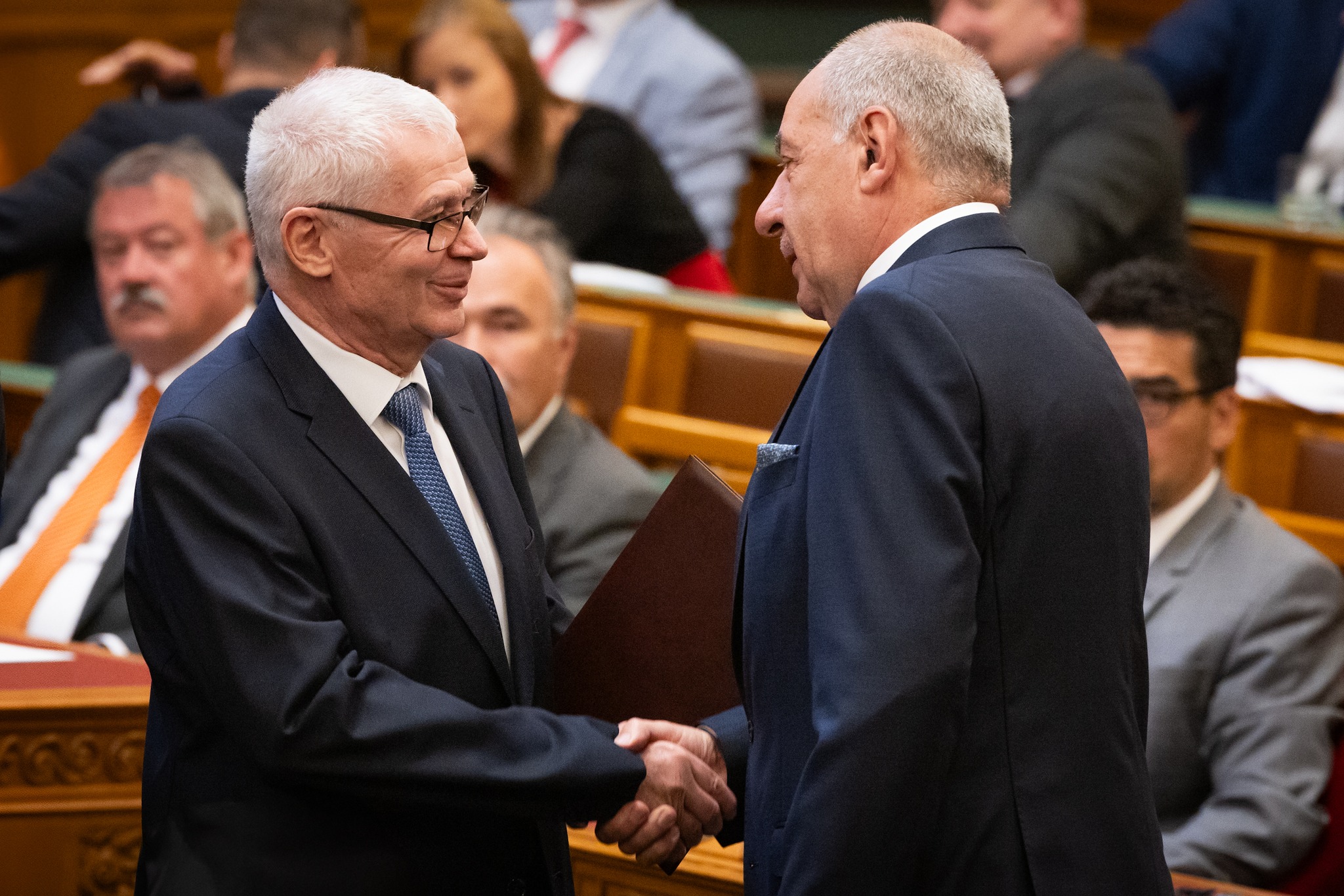 Parlamenti szavazás LÜ, AB 2025.06.11.
