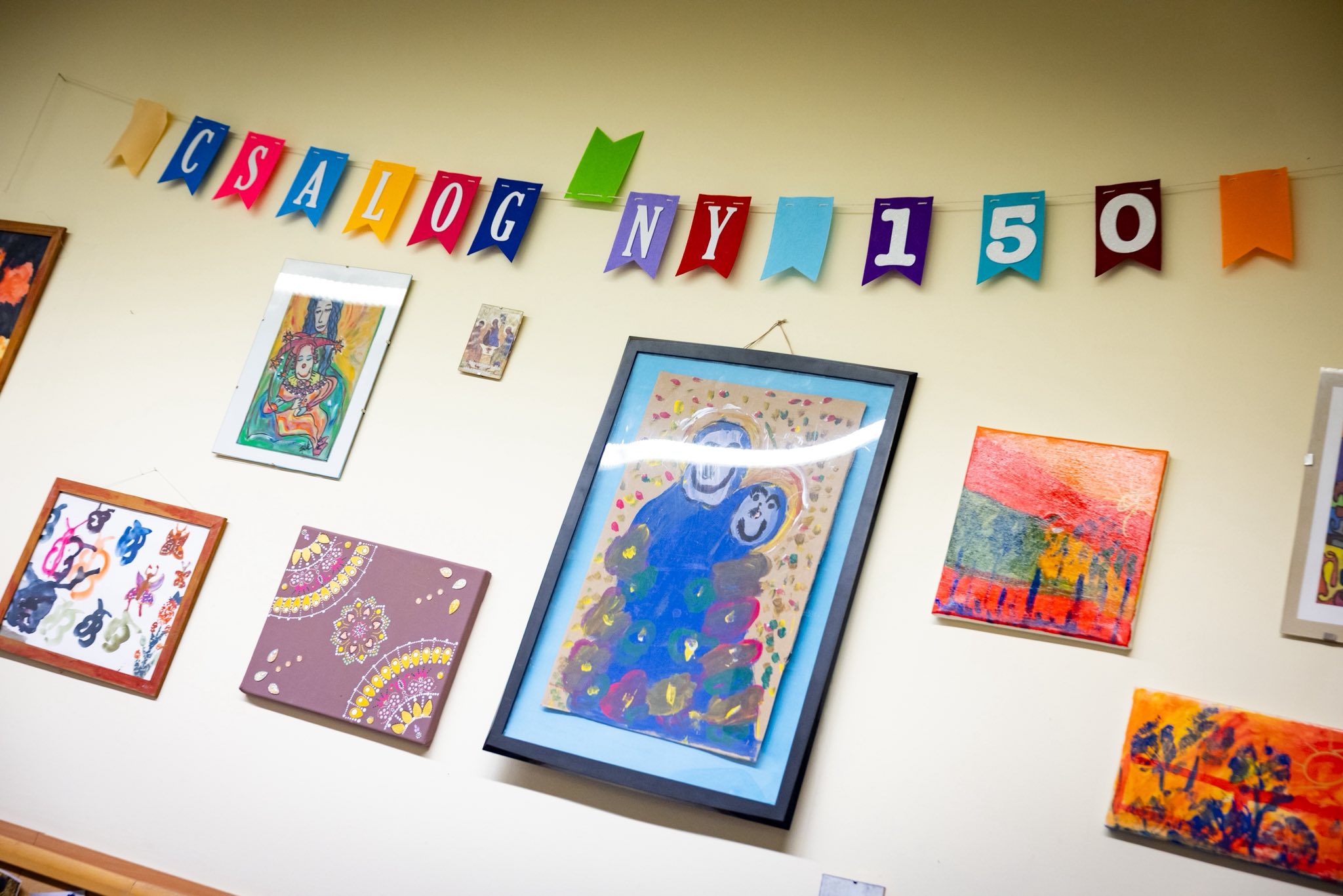 Cipősdobozok a Sándor-palotából