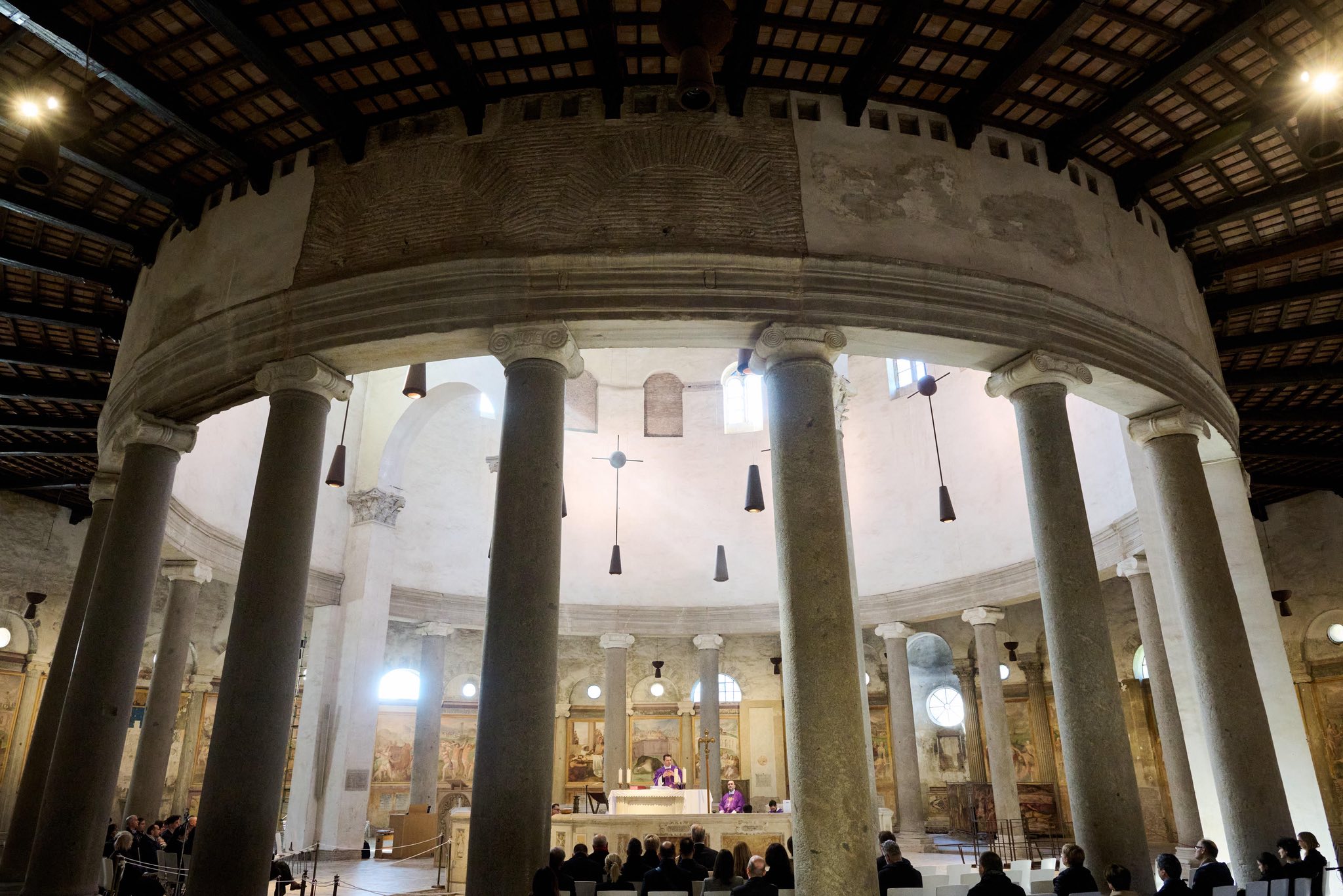 Szentmise a római Vértenú Szent István bazilikában 2026.02.22.