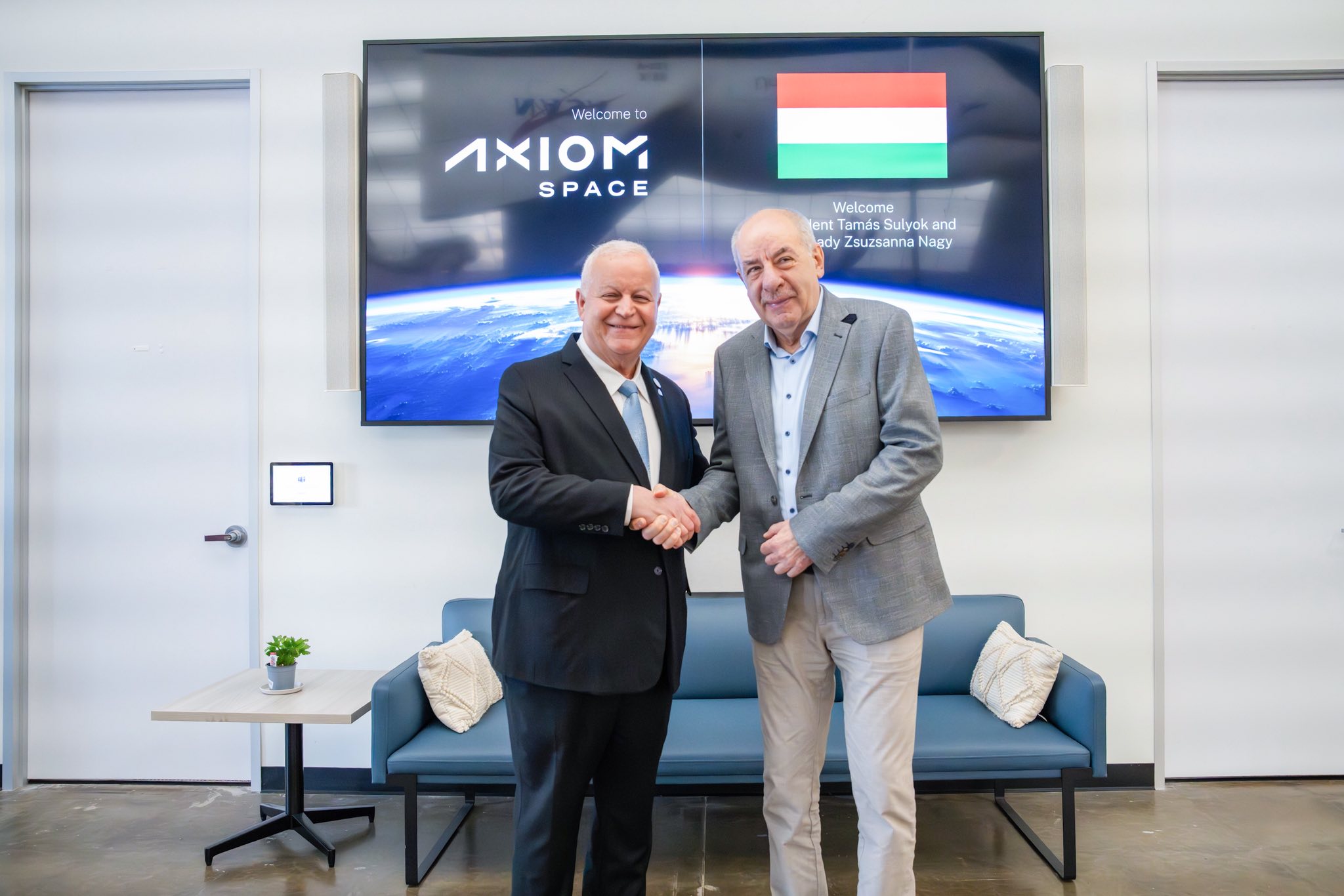 Axiom űrkutatóközpont