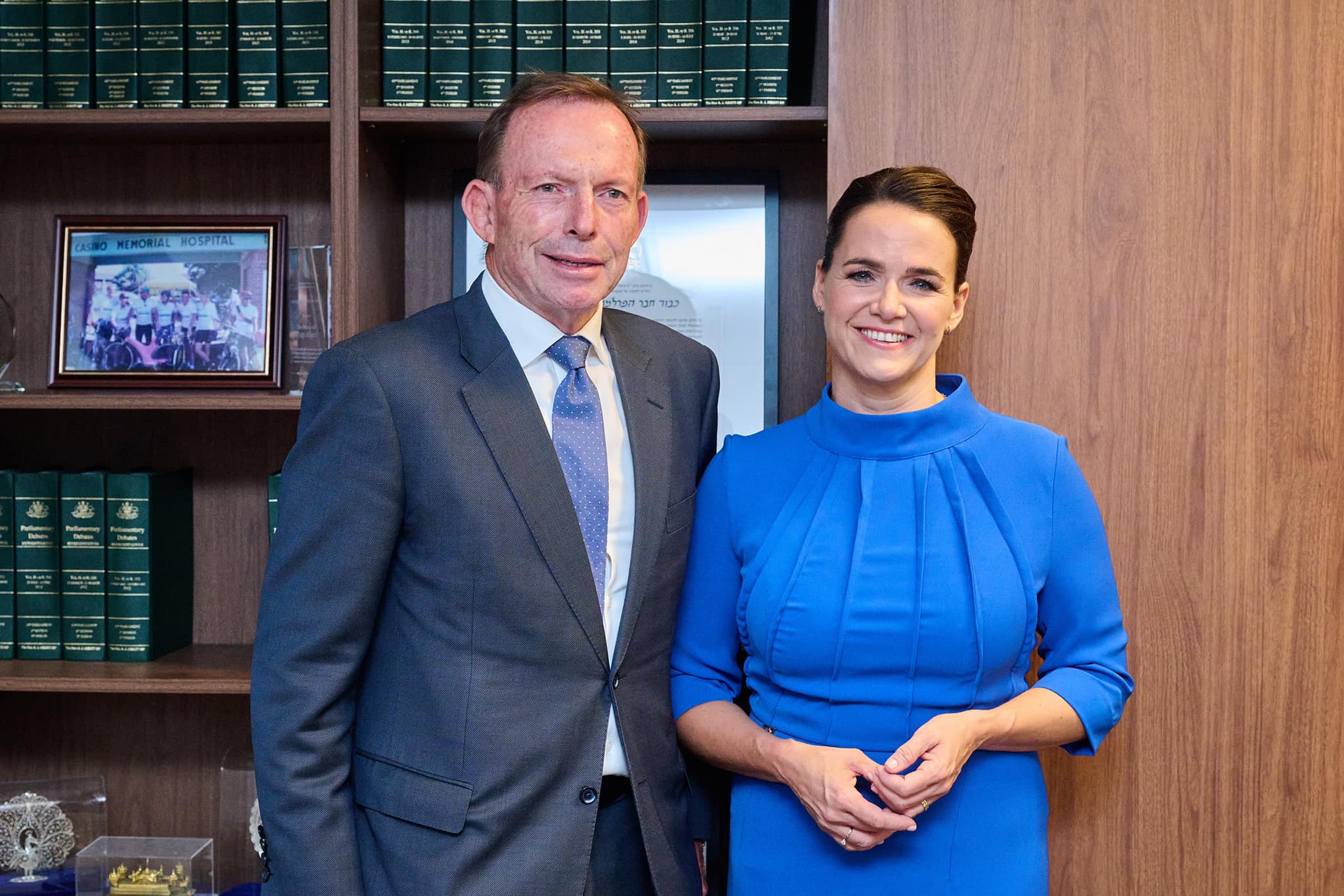 Novák Katalin Sydney-ben Tony Abbott volt kormányfővel 2