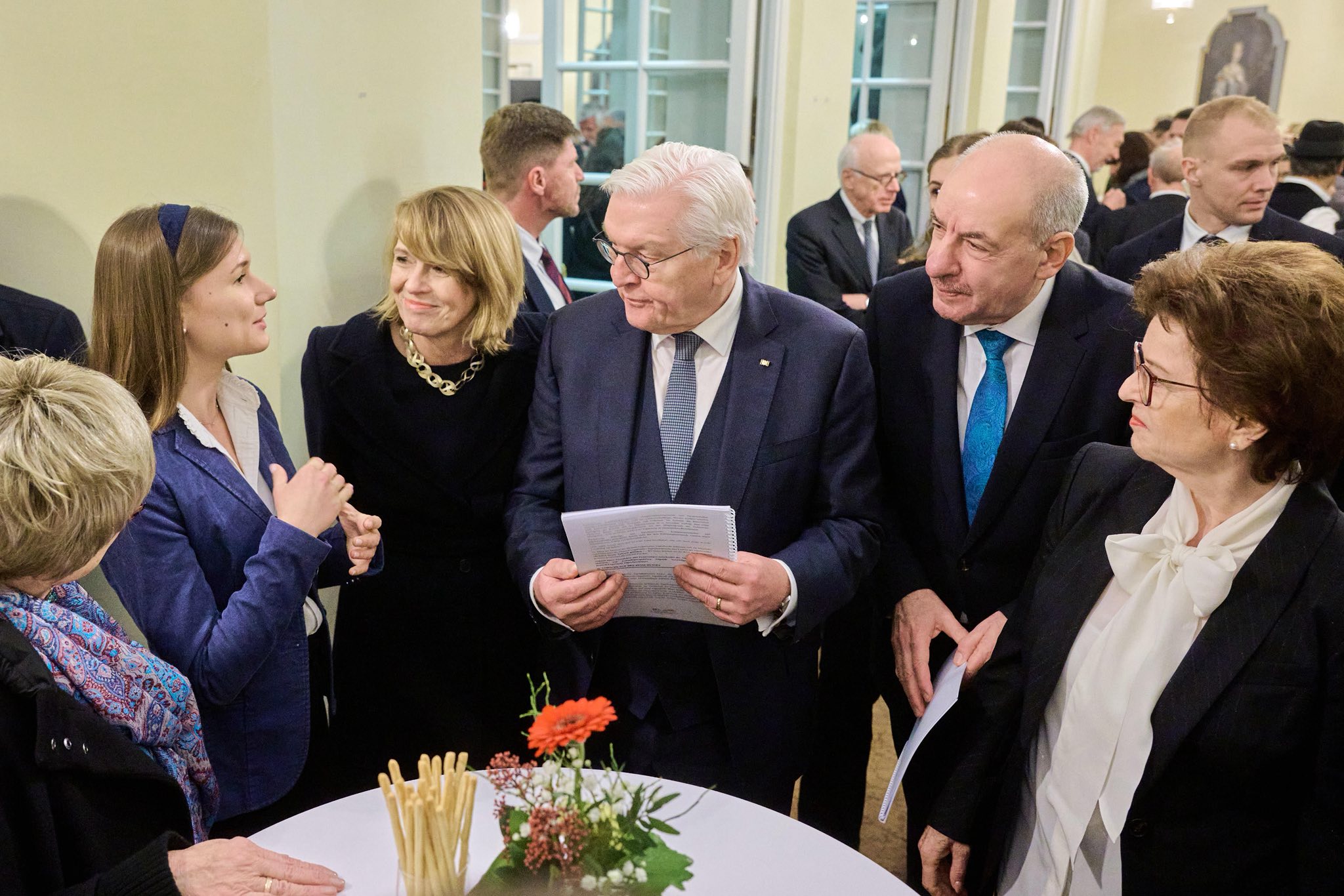 Sulyok Tamás és a DUJW tagjai München