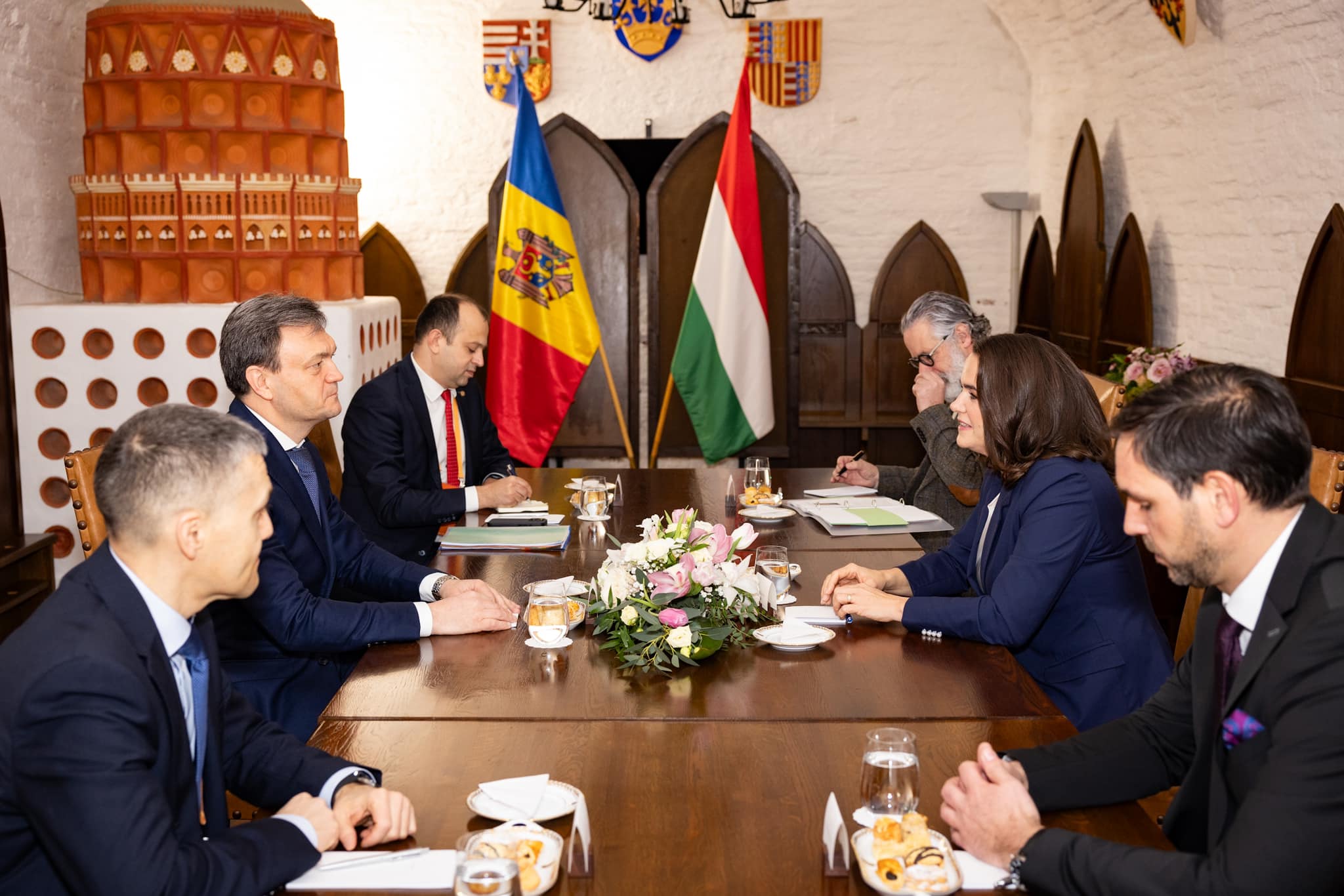 Novák Katalin és Dorin Recean Moldova miniszterelnöke