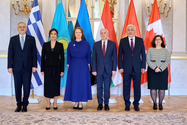 Nagyköveti megbízólevelek átadása