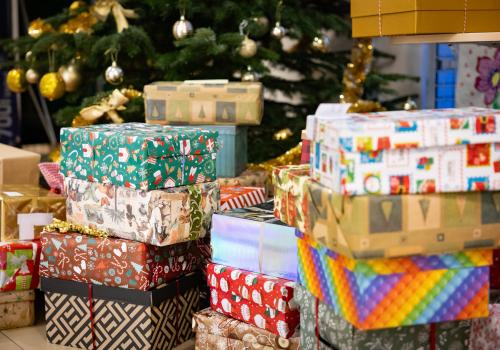 Cipősdobozok a Sándor-palotából